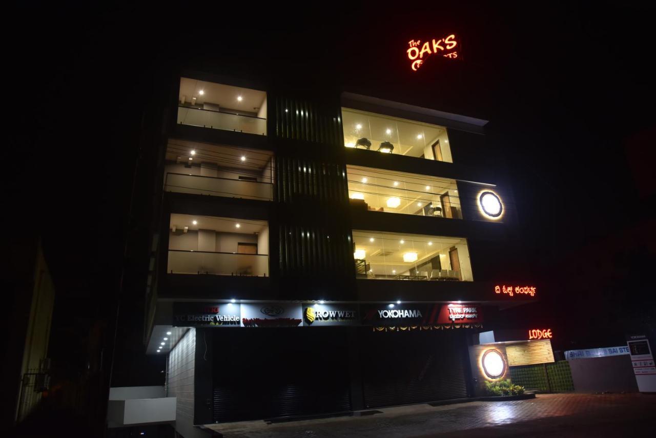 The Oaks Comforts Hubli Buitenkant foto