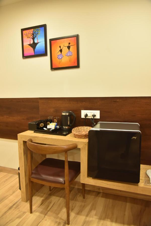 The Oaks Comforts Hubli Buitenkant foto
